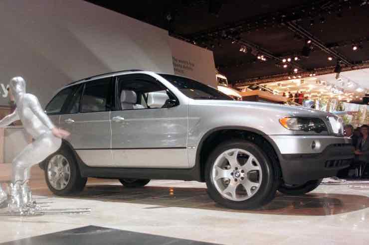 BMW X5 problemi airbag Takata
