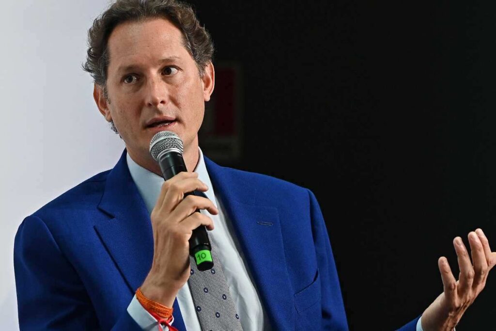 Le mosse di John Elkann
