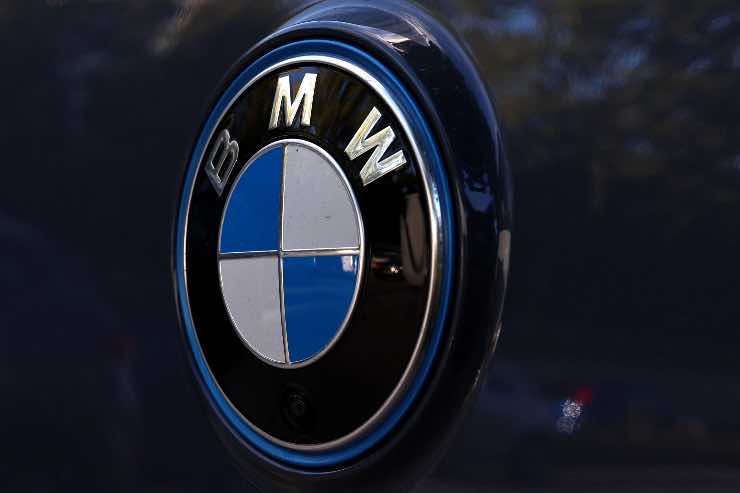 Scandalo BMW accusa da 100.000 di utenti