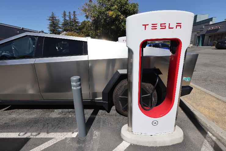 Supercharger Stellantis usa quelli di Tesla