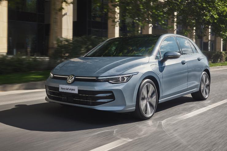 Volkswagen Golf novità auto