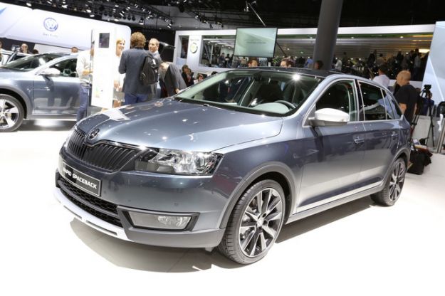 Skoda Rapid Spaceback ScoutLine: prezzi e scheda tecnica della “cross” [FOTO]