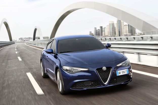 Alfa Romeo Giulia 2017: prezzo a confronto con le concorrenti dirette [FOTO]