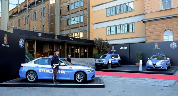 Auto della Polizia stradale: è arrivata l’Alfa Romeo Giulia Veloce [FOTO]