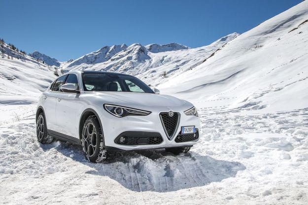 Alfa Romeo Stelvio: 181 e 201 CV per i nuovi motori e prezzo più basso [FOTO]