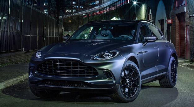 Aston Martin DBX Ginevra 2020