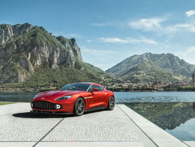Aston Martin Vanquish Zagato, da Villa d’Este alla strada [FOTO]