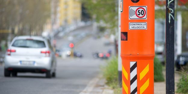 Autovelox multe sanzioni controllo velocità patente punti