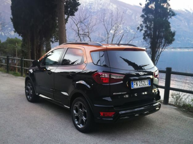 Nuovo Ford EcoSport ST-Line prova su strada