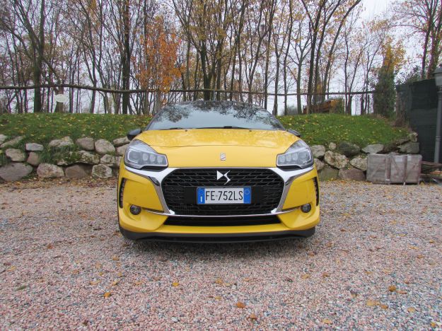 DS3 Cabrio Performance: prova su strada, prezzi e caratteristiche della sportiva [FOTO]
