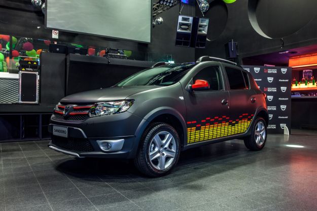 Dacia Sandero Hit Edition: serie speciale a tutto ritmo [FOTO]