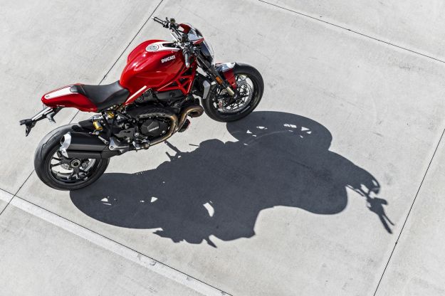 Ducati Monster 1200 R 2016: a EICMA 2015 la più potente Monster [FOTO]
