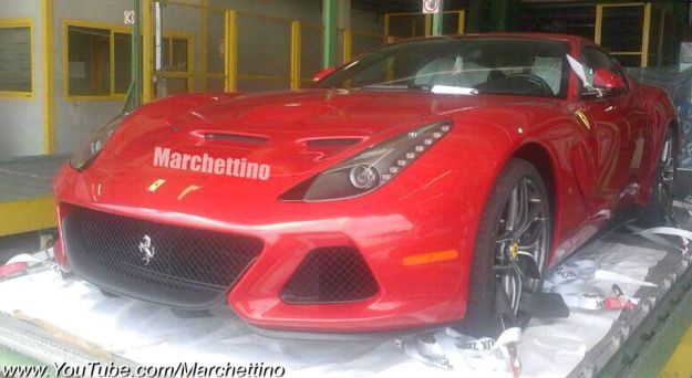 Ferrari SP America, tre quarti anteriore