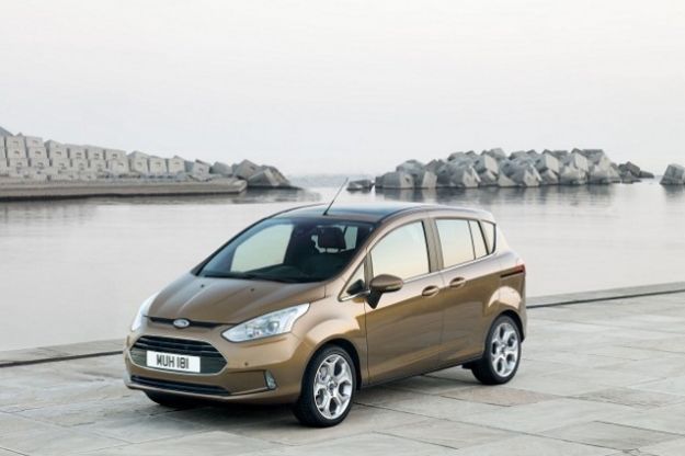 Nuova Ford B-Max 2017: dimensioni, prezzo e motori anche Gpl [FOTO e VIDEO]
