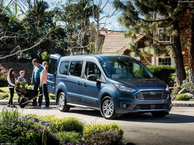 Ford Transit Connect Wagon 2018: versatile e con un nuovo motore diesel