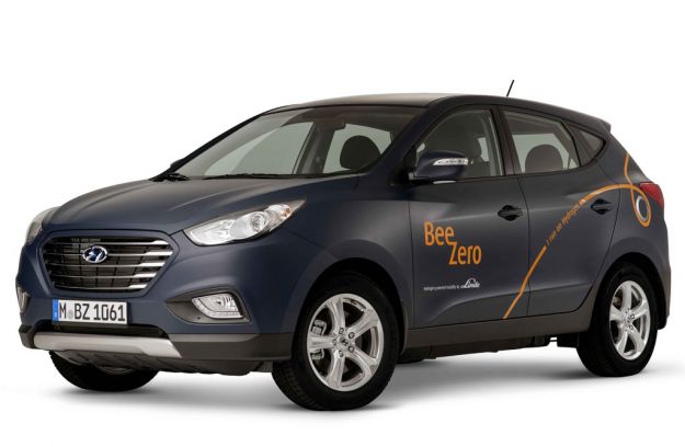 Hyundai ix35 Fuel Cell: la casa coreana presenta il primo car sharing con auto a idrogeno