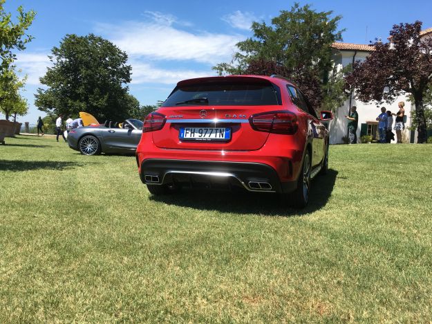 Mercedes GLA 45 AMG 2018: prezzo, scheda tecnica e prova [FOTO]