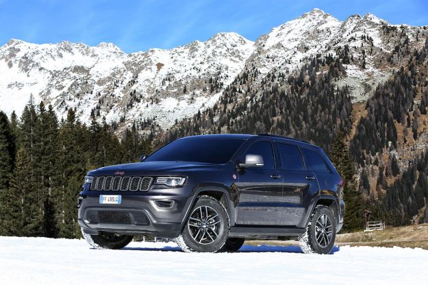 Jeep Grand Cherokee 2017, novità Trailhawk: prezzi e motori [FOTO]