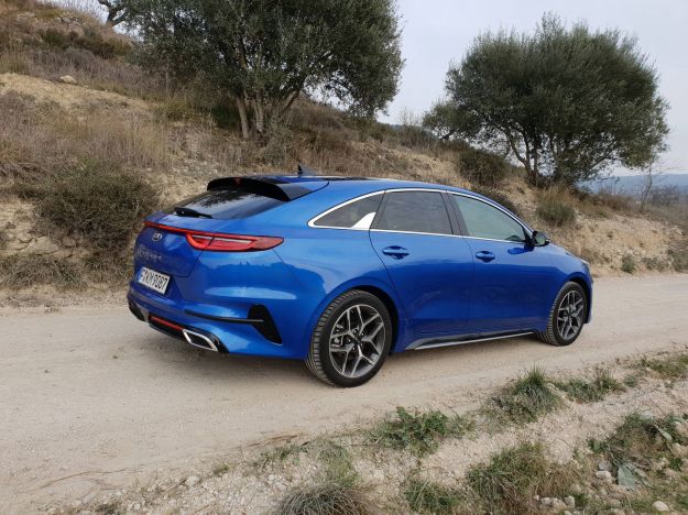 Kia ProCeed GT Line: prova su strada, prezzo e prestazioni [FOTO]