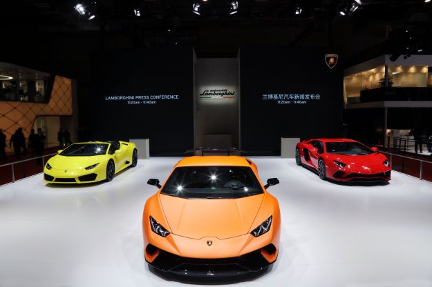 Lamborghini Huracan Performante e Aventador S al Salone di Shanghai 2017 [FOTO]