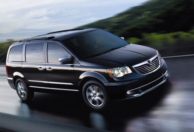 Sconti Lancia Settembre 2014: Voyager in promozione a 31.000 euro [FOTO]