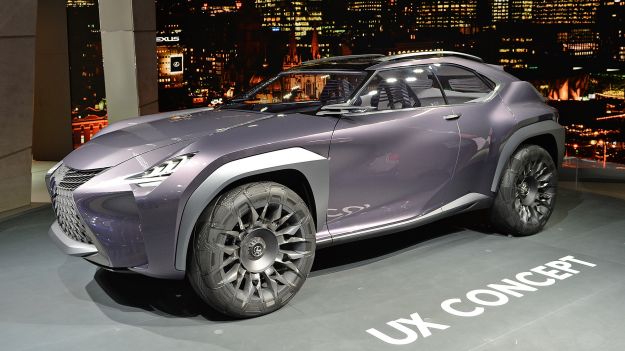Lexus UX Concept angolo anteriore