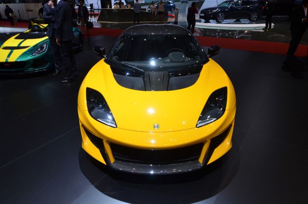 Lotus Evora Sport 410: prestazioni e prezzo della biposto con motore posteriore centrale [FOTO]