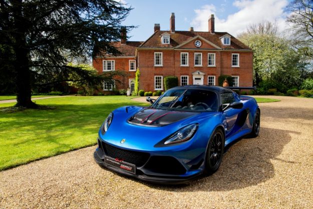 Lotus Exige Cup 380 2017: prezzo, scheda tecnica e prestazioni [FOTO]
