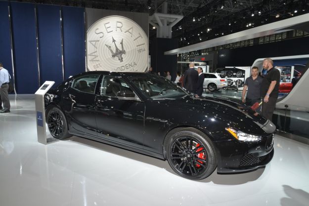 Maserati Ghibli Nerissimo 2017: edizione limitata al Salone di New York [FOTO]