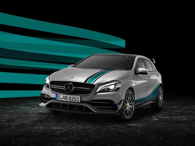 Mercedes A 45 AMG World Champion Edition: l’auto dei campioni del mondo di F1