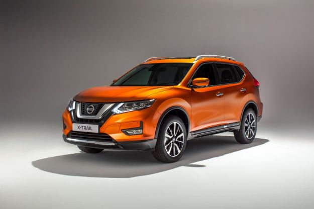 Nissan X-Trail restyling 2018, nuovi interni e debutto del Pro Pilot [FOTO]