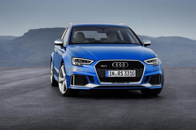 Nuova Audi RS3 Sportback 2017: scheda tecnica, uscita e prestazioni [FOTO]
