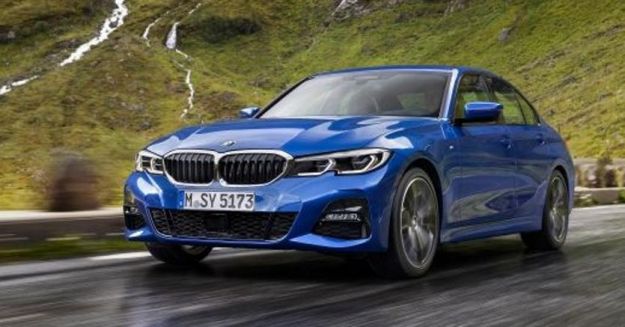 Nuova BMW Serie 3 2019 al Salone di Parigi: estetica rinnovata, meccanica pure