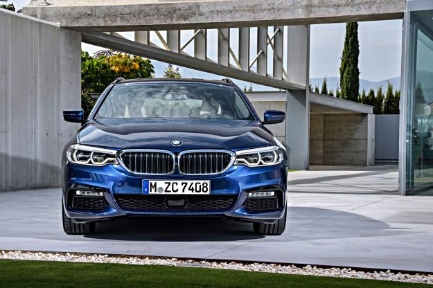 BMW al Salone di Ginevra 2017, la novità è Serie 5 Touring