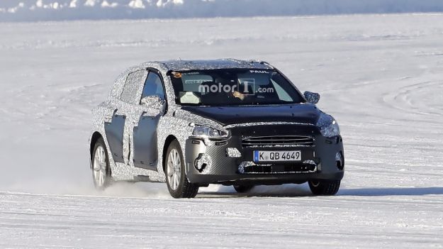 Nuova Ford Focus 2018, foto spia: più grande e con maggior personalità