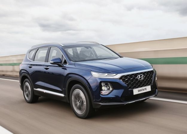 Nuova Hyundai Santa Fe 2018: aumentano spazio e sicurezza
