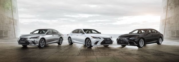 Lexus ES 2019: design più futuristico e powertrain ibrido