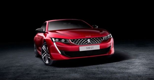 Nuova Peugeot 508 GT: trapelano le prime immagini online