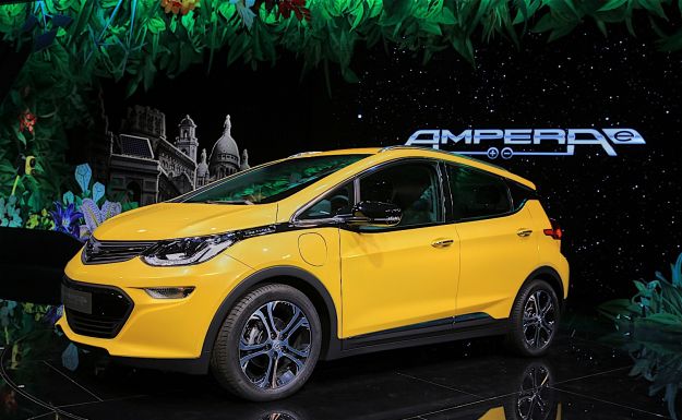 Migliori auto elettriche al Salone di Parigi 2016: vota la tua preferita!
