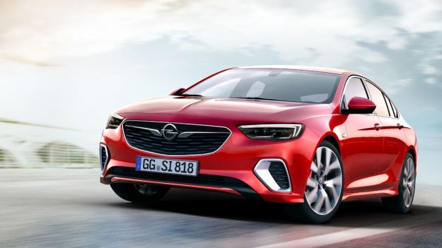 Opel Insignia GSi 2017: scheda tecnica dell’ammiraglia sportiva [FOTO]