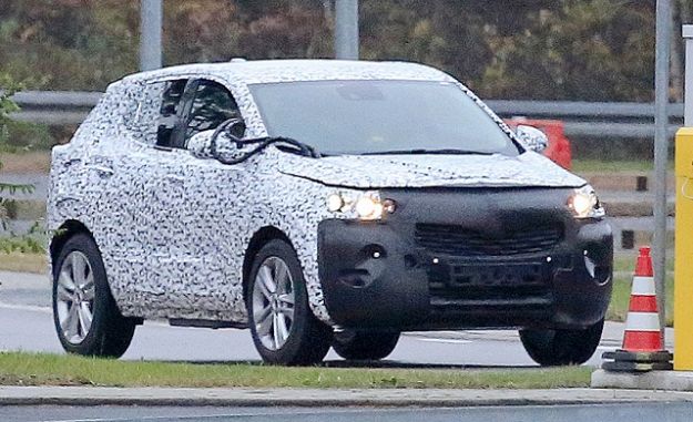 Nuova Opel Mokka X 2019: foto spia e primi rumors