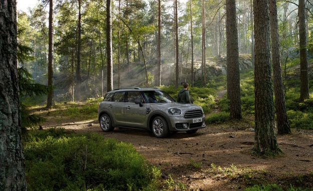 Mini One Countryman: insieme a Mini One D Countryman la gamma s’ingrandisce [FOTO]