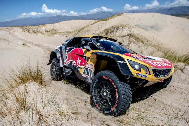 Dakar 2018: a Belen vince Peterhansel, Sainz e Peugeot restano leader