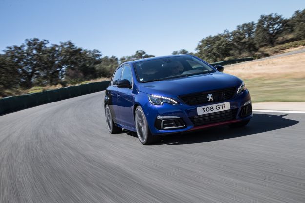 Peugeot 308 GTi by Peugeot Sport 2018: prezzo, scheda tecnica e prestazioni