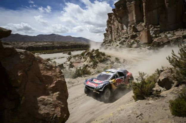 Dakar, ottava tappa: Peterhansel in testa, Loeb fermato