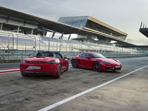 Porsche 718 Cayman GTS 2018 (e Boxster): prezzo e scheda tecnica [FOTO]