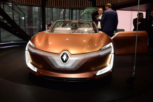 Renault Symbioz Concept 2017: l’auto del futuro pronta a sfidare Audi Aicon [FOTO]