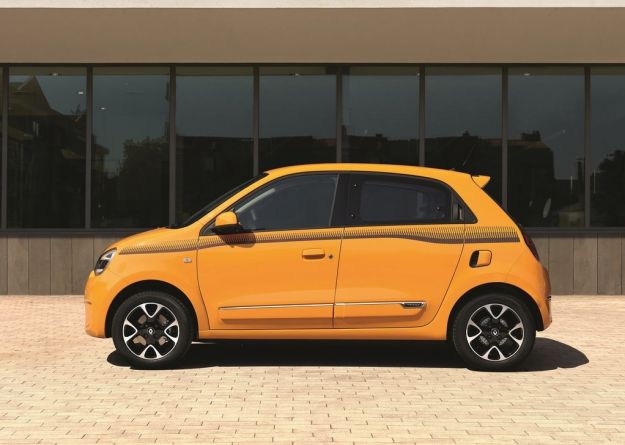 Nuova Renault Twingo 2019: il restyling della citycar francese [FOTO]