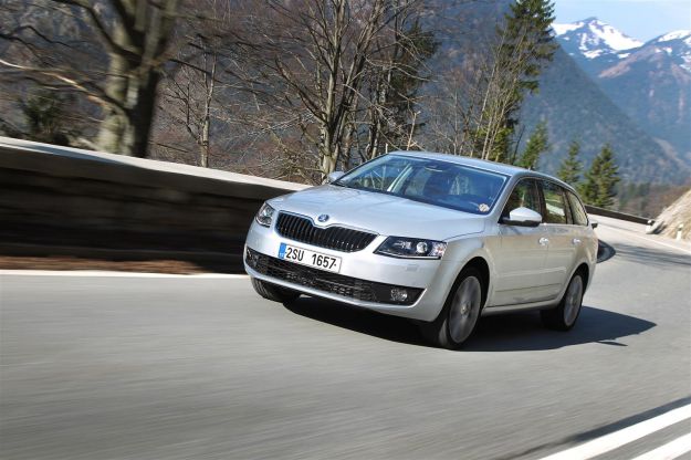 Skoda Octavia: prezzi e caratteristiche. Novità wagon Executive ed Executive Plus [FOTO]