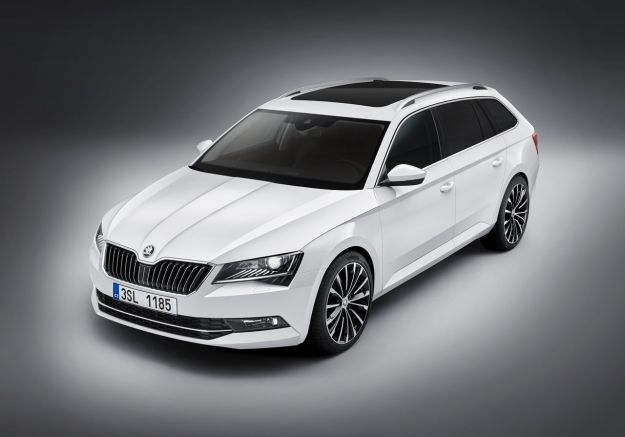 Skoda Superb Wagon 2016, dimensioni: prezzo, caratteristiche e scheda tecnica [FOTO]